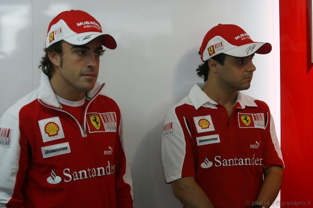 GP Gran Bretagna, Giovedi', Fernando Alonso (ESP), Ferrari, F10 e Felipe Massa (BRA), Ferrari, F10 