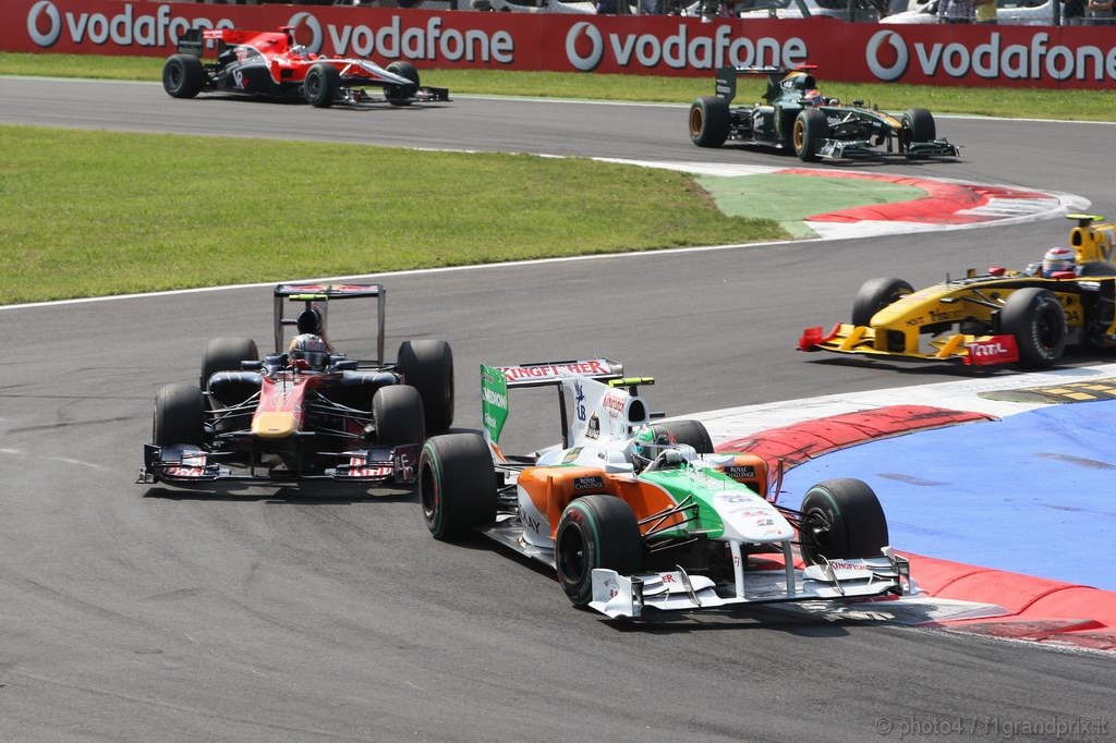 GP Italia, Gara, Vitantonio Liuzzi (ITA), Force India F1 Team, VJM03 e Jaime Alguersuari (SPA), Scuderia Toro Rosso, STR5