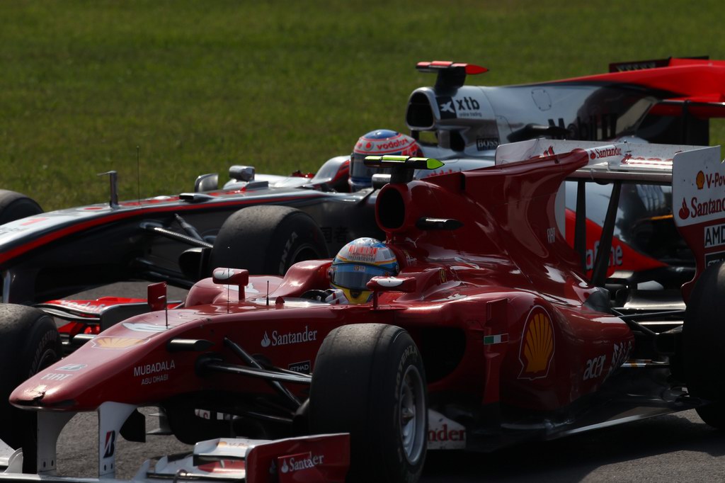GP Italia, Gara, Fernando Alonso (ESP), Ferrari, F10 e Jenson Button (GBR), McLaren  Mercedes, MP4-25 