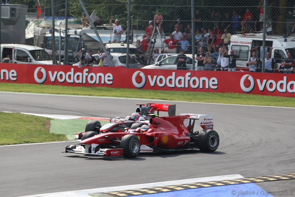 GP Italia, Gara, Fernando Alonso (ESP), Ferrari, F10 e Jenson Button (GBR), McLaren  Mercedes, MP4-25 