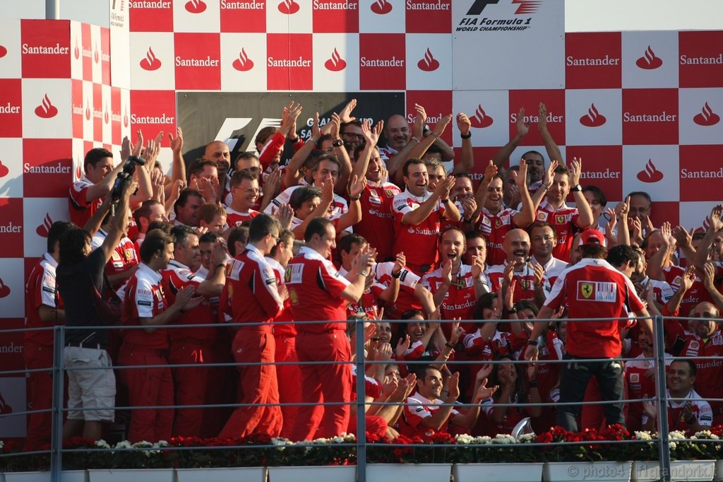 GP Italia, Festeggiamenti, Fernando Alonso (ESP), Ferrari, F10 vincitore 