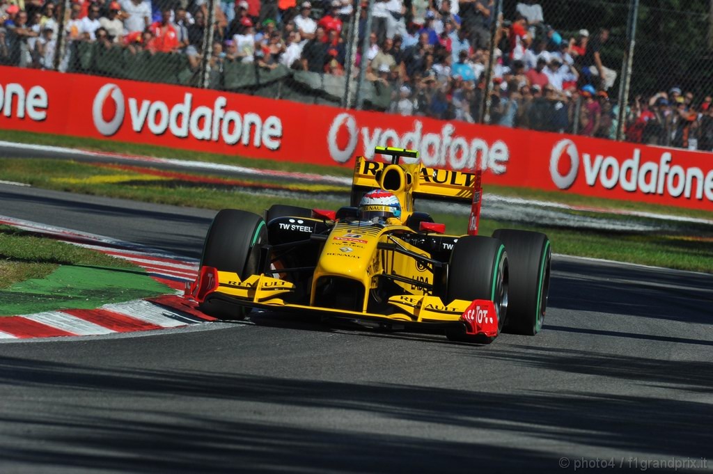 GP Italia, Prove Libere 3, Sabato, Vitaly Petrov (RUS), Renault F1 Team, R30 