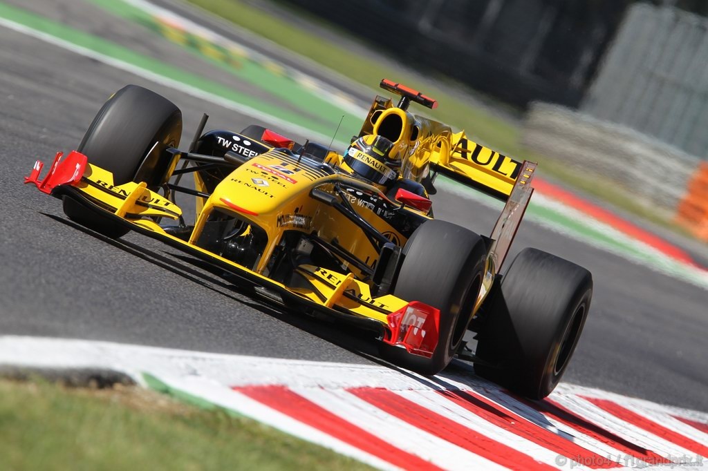 GP Italia, Prove Libere 1, Venerdi', Robert Kubica (POL), Renault F1 Team, R30 