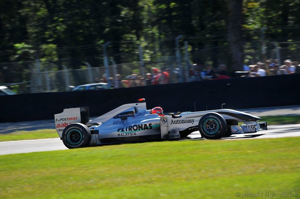 GP Italia, Prove Libere 1, Venerdi', Michael Schumacher (GER), Mercedes GP  F1 Team, MGP W01 