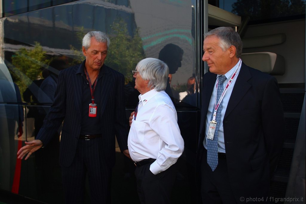 GP Italia, Venerdi', Marco Tranchetti Provera (ITA) with Bernie Ecclestone (GBR), President e CEO of Formula One Management  e Francesco Gori (ITA), Director Pirelli Italy