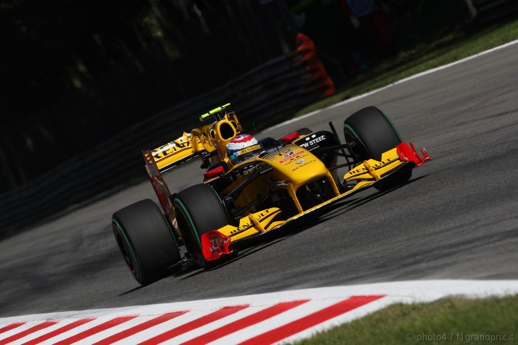 GP Italia, Prove Libere 2, Venerdi', Vitaly Petrov (RUS), Renault F1 Team, R30 