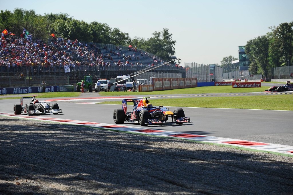 GP Italia, ITALIAN GRAND PRIX F1/2010 -  MONZA 10/09/2010  - MARK WEBBER - MICHAEL SCHUMACHER 
© FOTO ERCOLE COLOMBO 