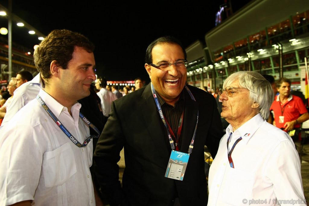 GP Singapore, Gara, Bernie Ecclestone (GBR), President e CEO of Formula One Management  