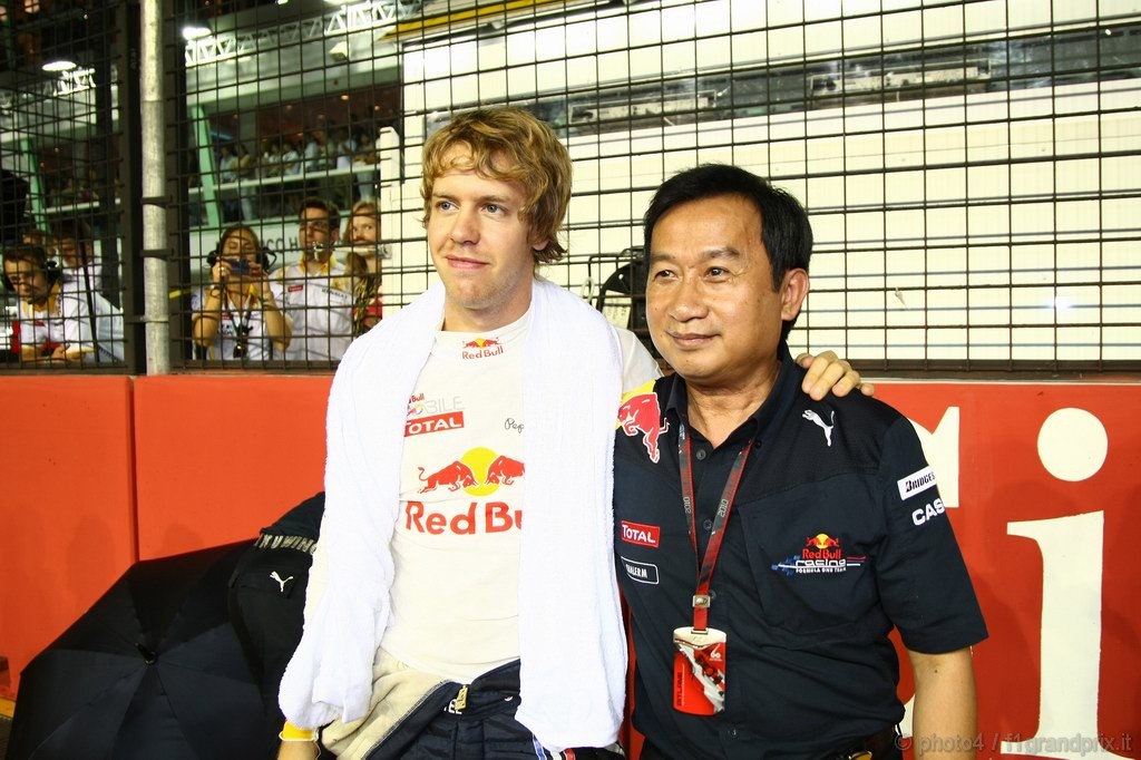 GP Singapore, Gara, Sebastian Vettel (GER), Red Bull Racing, RB6 