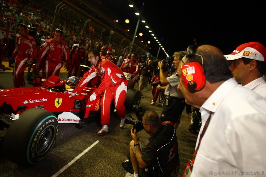 GP Singapore, Gara, Fernando Alonso (ESP), Ferrari, F10 