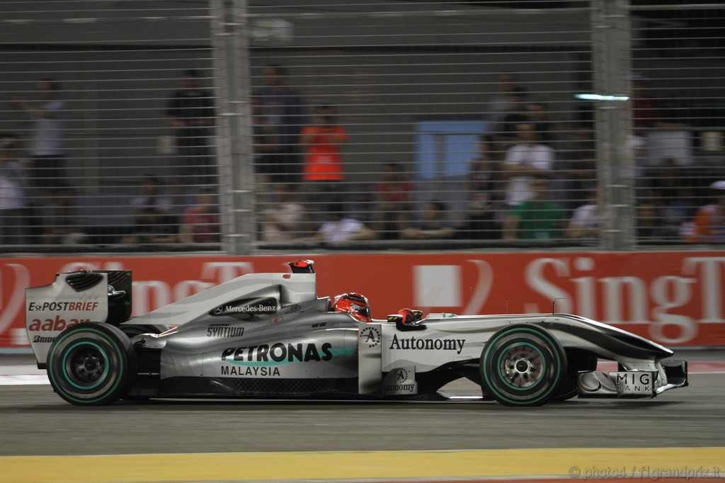 GP Singapore, Gara, Michael Schumacher (GER), Mercedes GP  F1 Team, MGP W01 