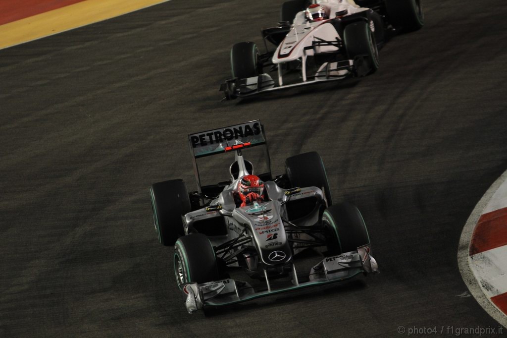 GP Singapore, Gara, Michael Schumacher (GER), Mercedes GP  F1 Team, MGP W01 