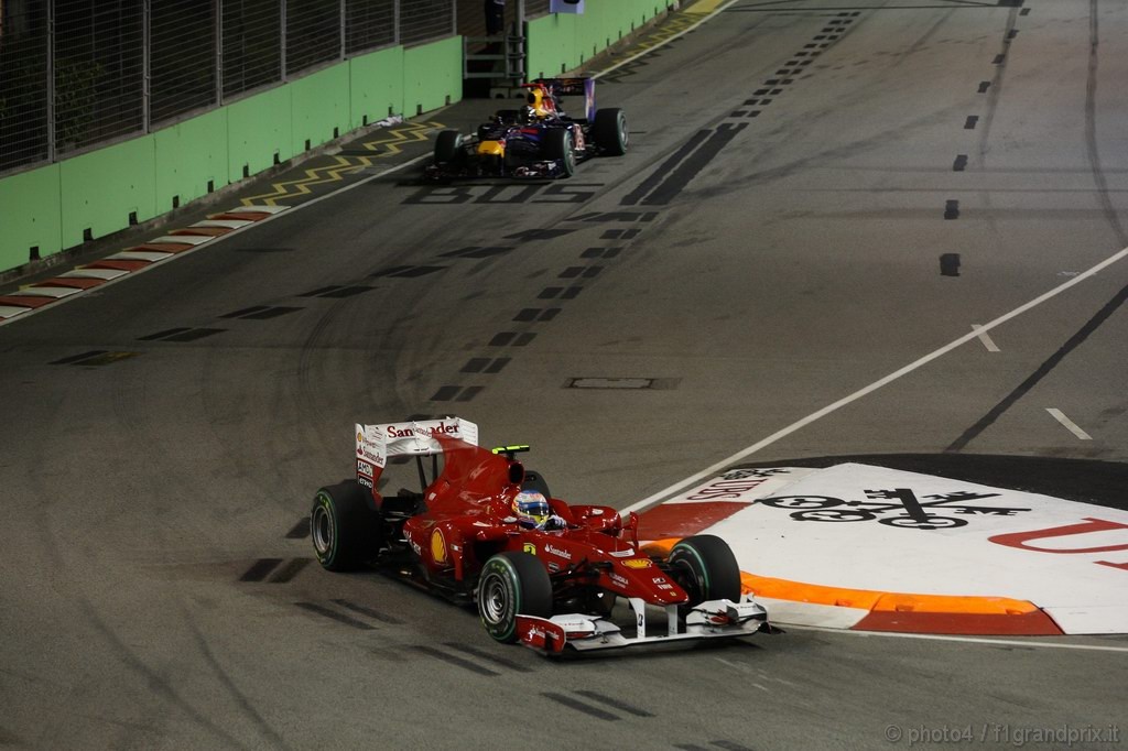 GP Singapore, Gara, Fernando Alonso (ESP), Ferrari, F10 