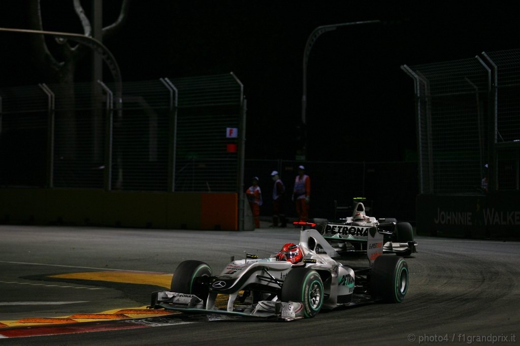 GP Singapore, Gara, Michael Schumacher (GER), Mercedes GP  F1 Team, MGP W01 