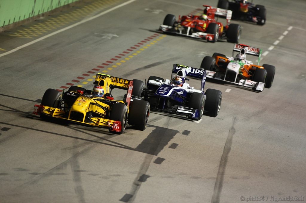 GP Singapore, Gara, Vitaly Petrov (RUS), Renault F1 Team, R30 