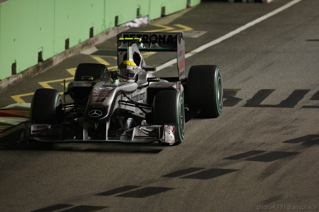 GP Singapore, Gara, Nico Rosberg (GER), Mercedes GP F1 Team, MGP W01 