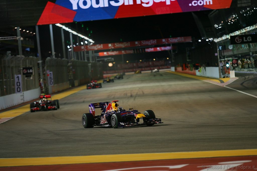 GP Singapore, Gara, Sebastian Vettel (GER), Red Bull Racing, RB6 