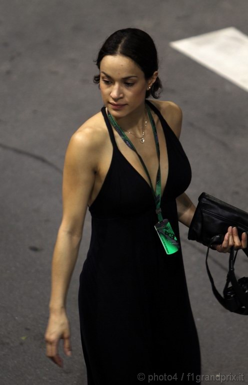GP Singapore, Ragazza in the paddock 