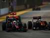 GP Singapore, Gara, Christian Klien (AUT), Test Driver Hispania Racing F1 Team (HRT), F110  e Jaime Alguersuari (SPA), Scuderia Toro Rosso, STR5 