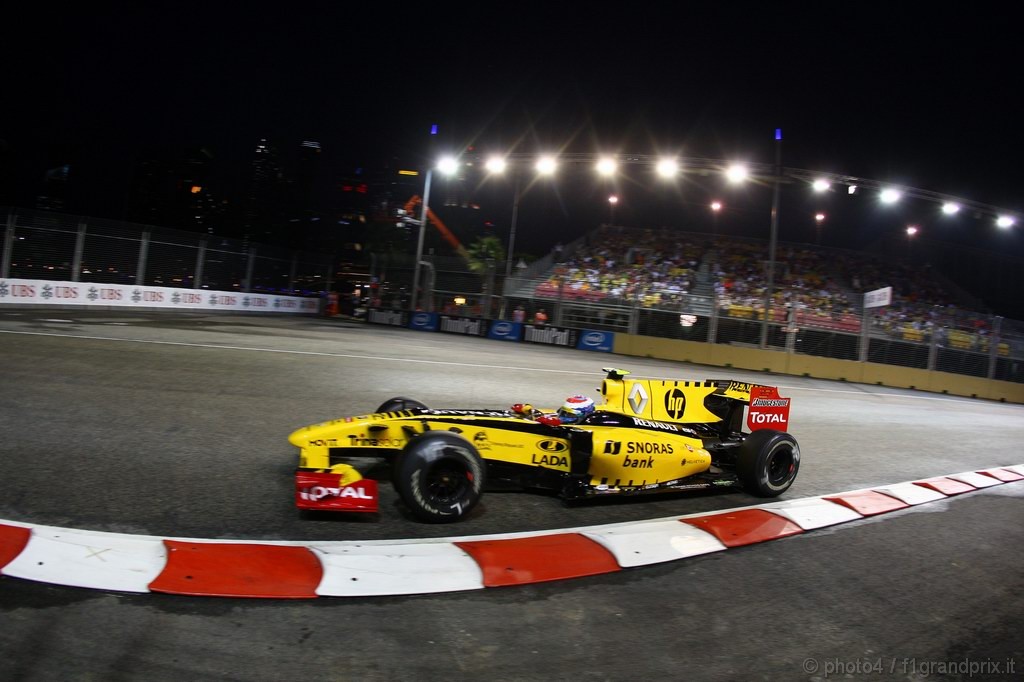 GP Singapore, Prove Libere 3, Sabato, Vitaly Petrov (RUS), Renault F1 Team, R30 