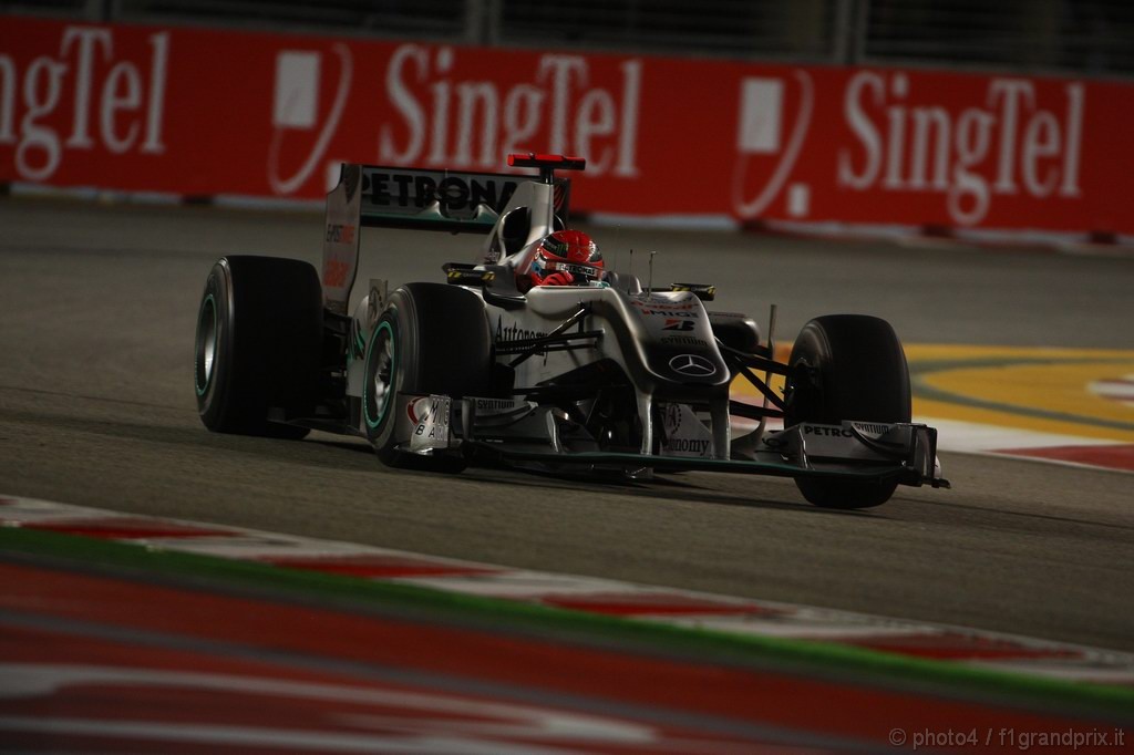 GP Singapore, Prove Libere 1, Venerdi', Michael Schumacher (GER), Mercedes GP  F1 Team, MGP W01 