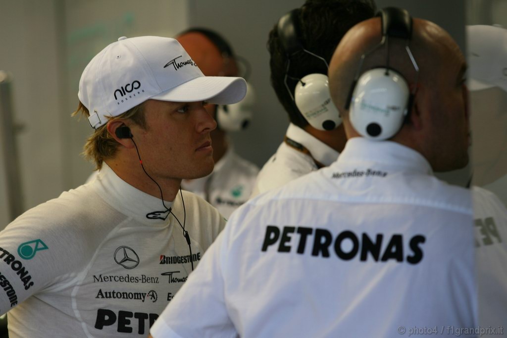 GP Singapore, Prove Libere 1, Venerdi', Nico Rosberg (GER), Mercedes GP F1 Team, MGP W01 