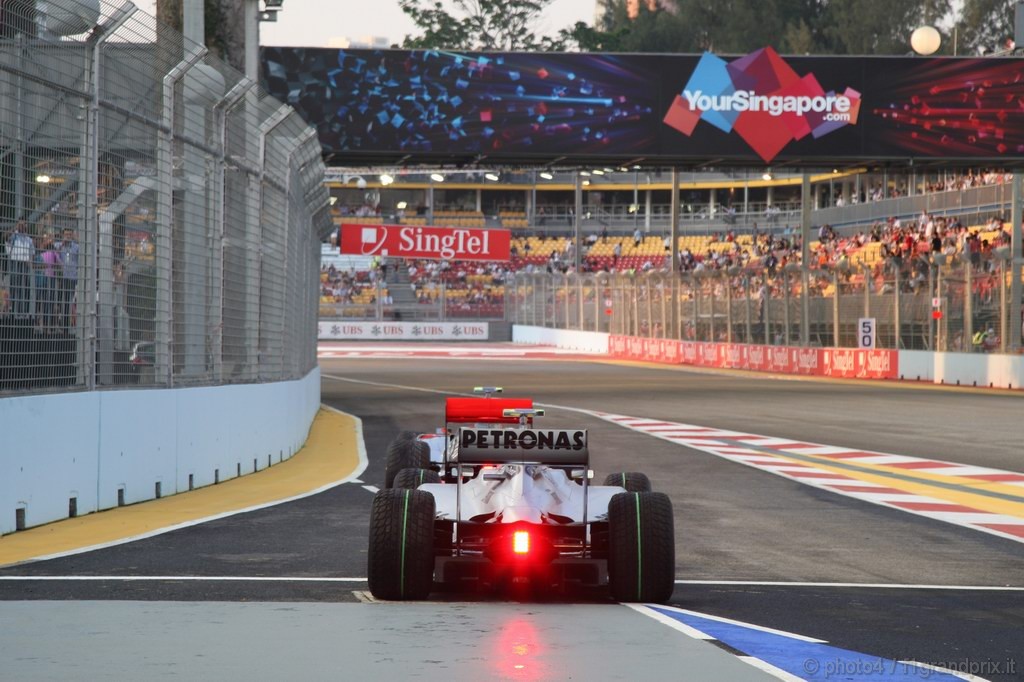 GP Singapore, Prove Libere 1, Venerdi', Nico Rosberg (GER), Mercedes GP F1 Team, MGP W01 