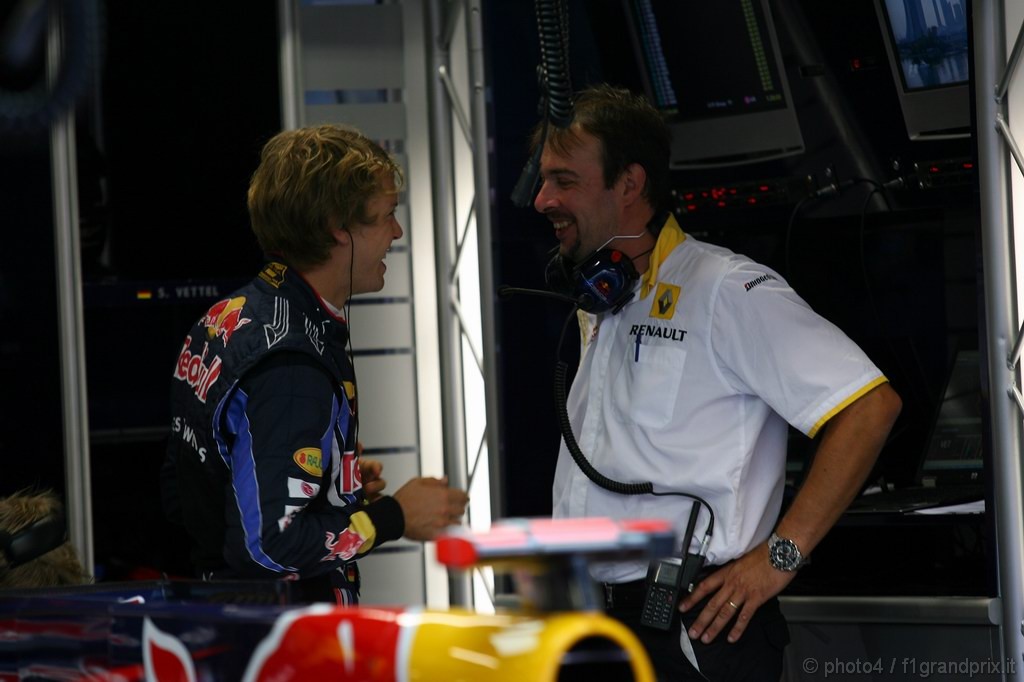 GP Singapore, Prove Libere 1, Venerdi', Sebastian Vettel (GER), Red Bull Racing, RB6 