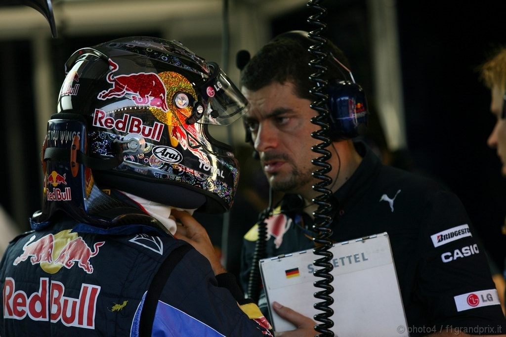 GP Singapore, Prove Libere 1, Venerdi', Sebastian Vettel (GER), Red Bull Racing, RB6 