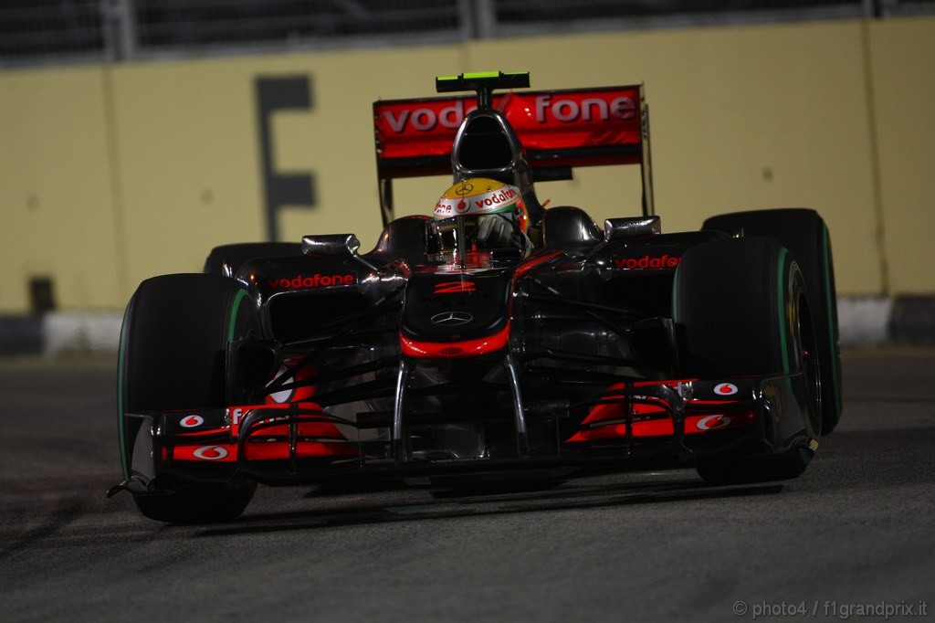 GP Singapore, Prove Libere 2, Venerdi', Lewis Hamilton (GBR), McLaren  Mercedes, MP4-25 