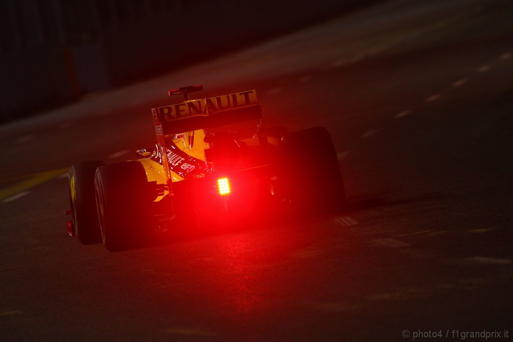 GP Singapore, Prove Libere 2, Venerdi', Robert Kubica (POL), Renault F1 Team, R30 