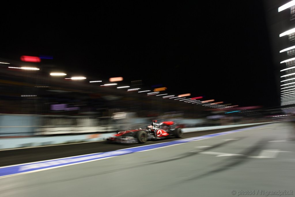 GP Singapore, Prove Libere 2, Venerdi', Jenson Button (GBR), McLaren  Mercedes, MP4-25 