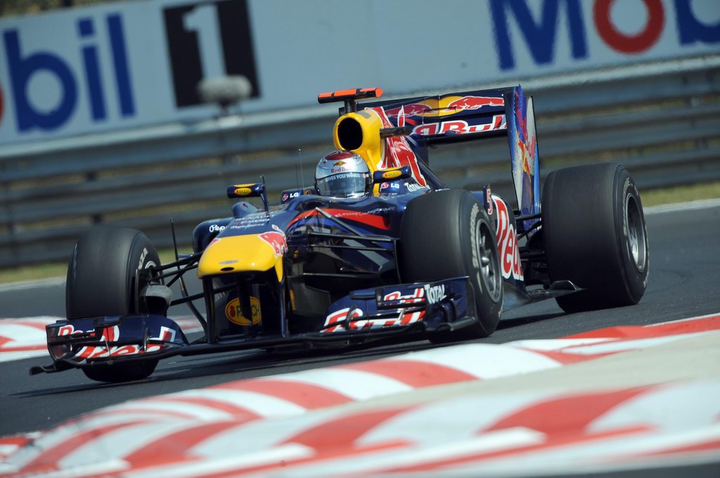 GP Ungheria, HUNGARIAN GRAND PRIX F1/2010 -  BUDAPEST 30/07/2010 - SEBASTIAN VETTEL 
© FOTO ERCOLE COLOMBO 