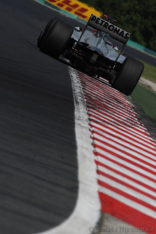 GP Ungheria, Venerdi', Michael Schumacher  (GER), Mercedes GP F1 Team, MGP W01