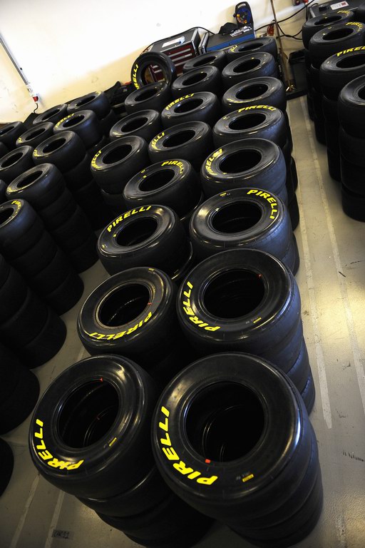Test Pirelli Abu Dhabi