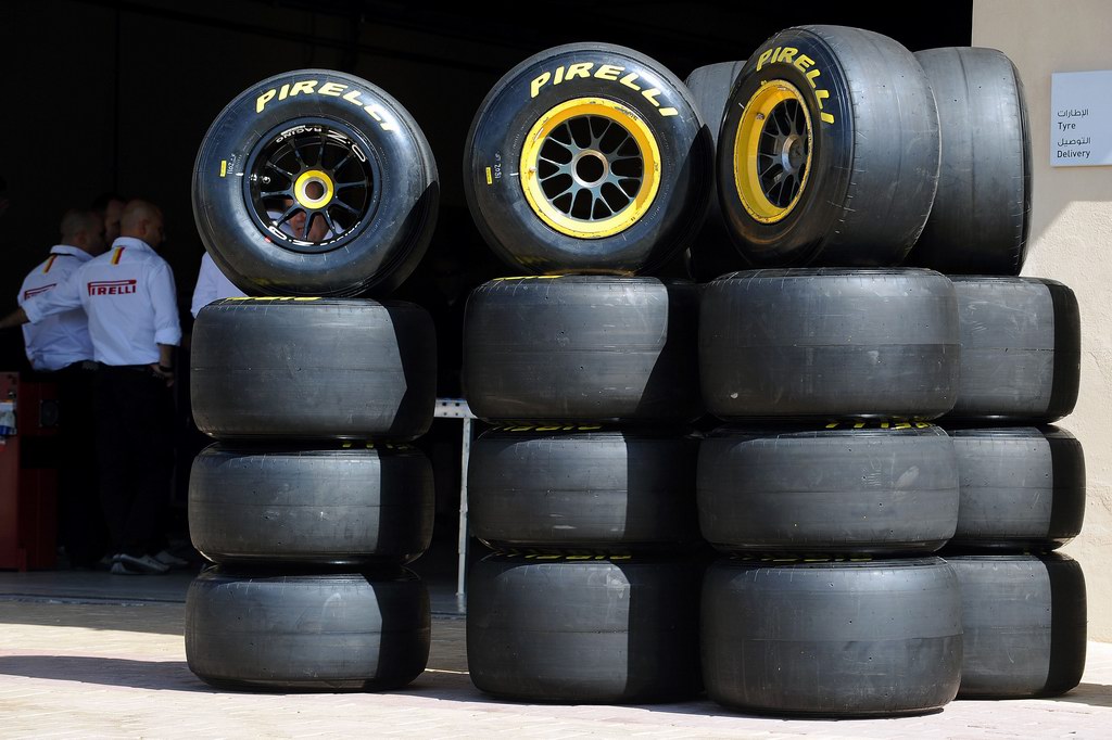Test Pirelli Abu Dhabi