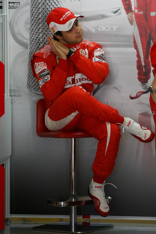 Test Pirelli Abu Dhabi, 
Felipe Massa (BRA), Ferrari maybe a little tired 