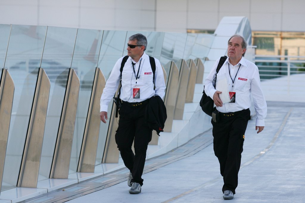 Test Pirelli Abu Dhabi, 
Pirelli staff