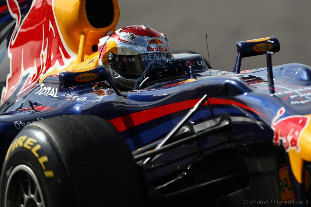 Test Pirelli Abu Dhabi, 
Sebastian Vettel (GER), Red Bull Racing