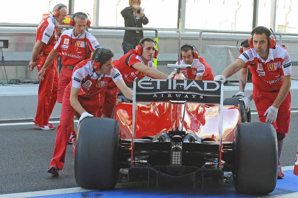 Test Pirelli Abu Dhabi