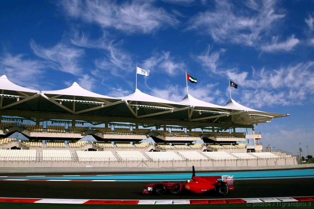 Test Pirelli Abu Dhabi, 
Felipe Massa (BRA), Ferrari 