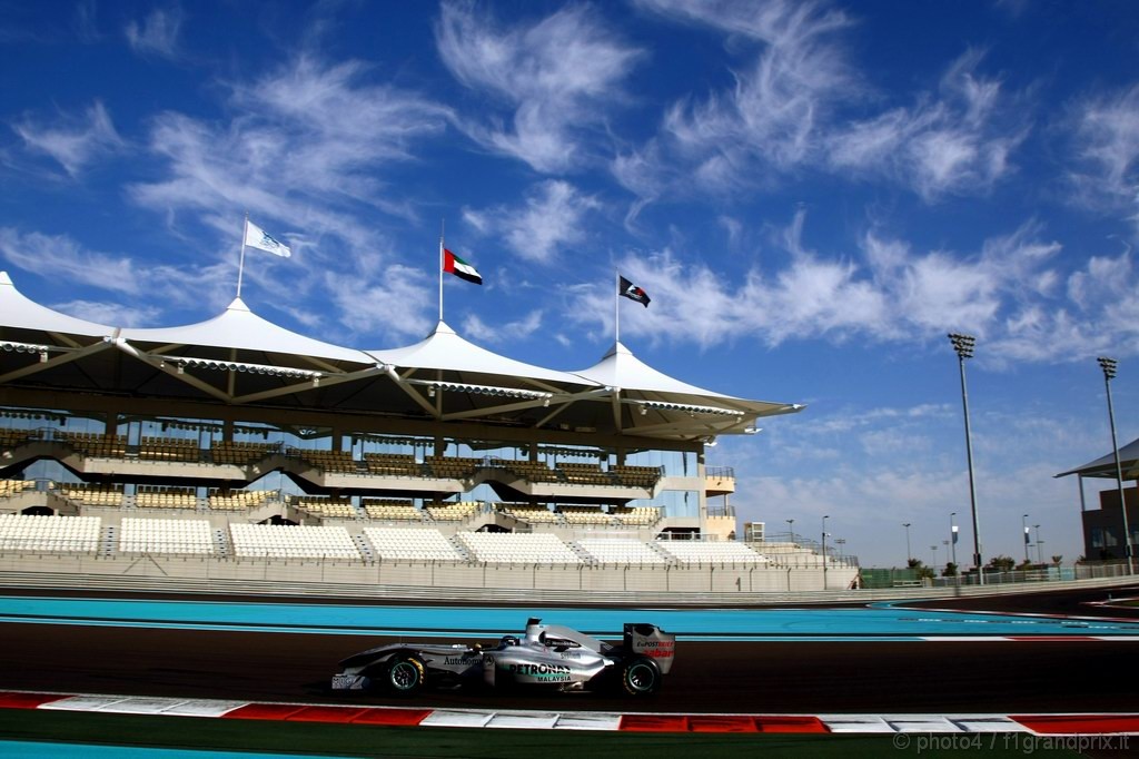 Test Pirelli Abu Dhabi, 
Nico Rosberg (GER), Mercedes GP Petronas 