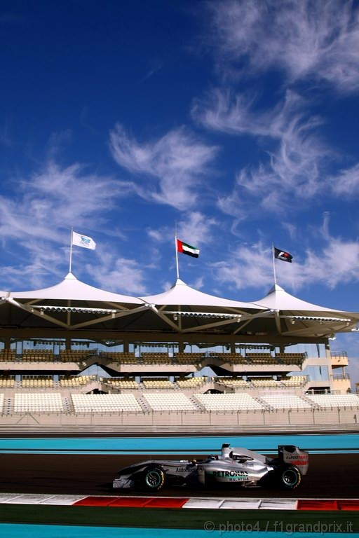 Test Pirelli Abu Dhabi, 
Nico Rosberg (GER), Mercedes GP Petronas 