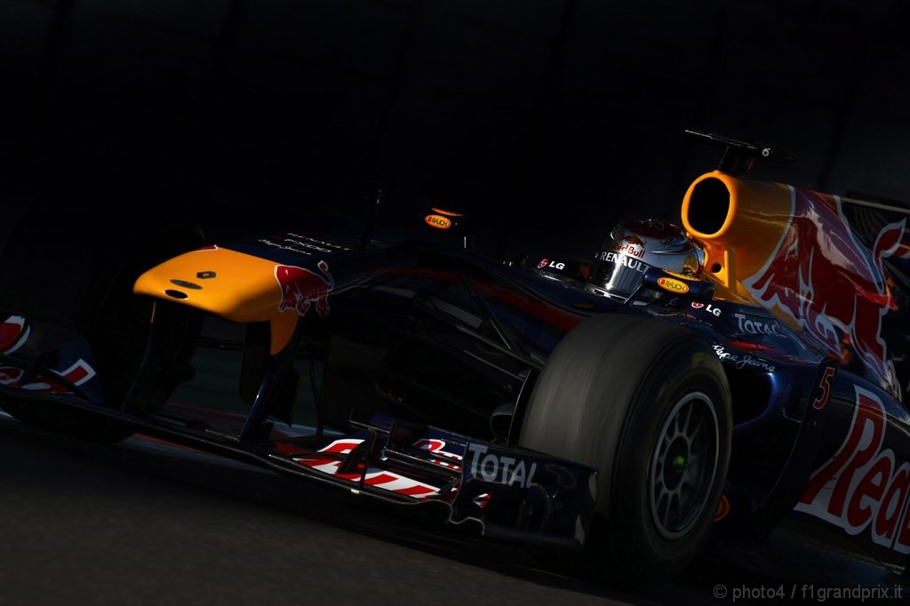Test Pirelli Abu Dhabi, 
Sebastian Vettel (GER), Red Bull Racing 
