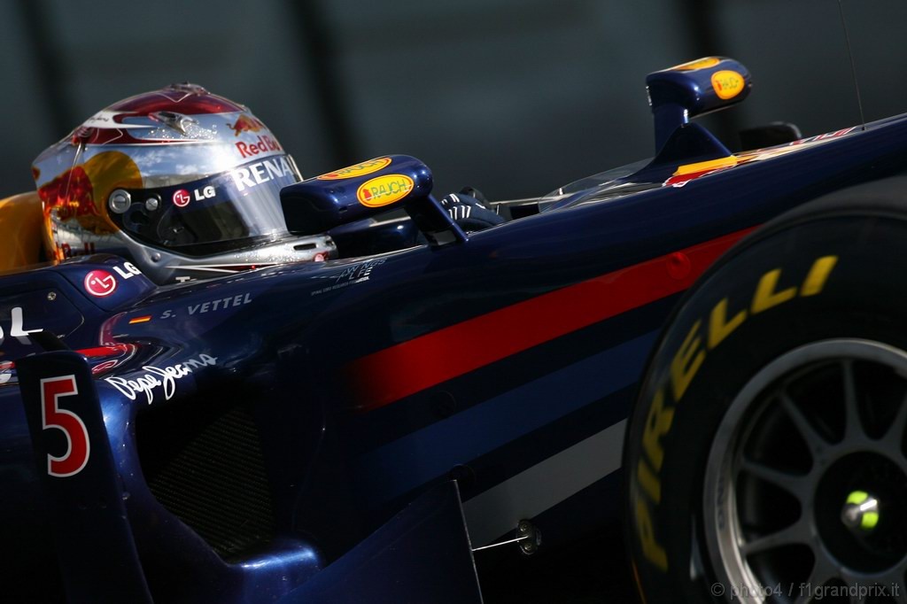Test Pirelli Abu Dhabi, 
Sebastian Vettel (GER), Red Bull Racing 