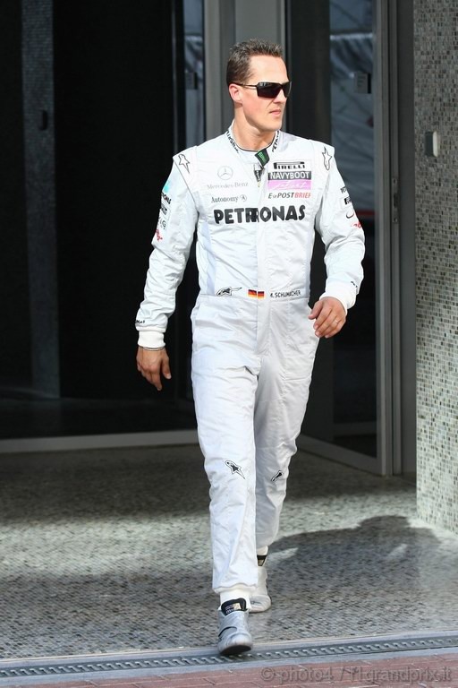 Test Pirelli Abu Dhabi, 
Michael Schumacher (GER), Mercedes GP Petronas 