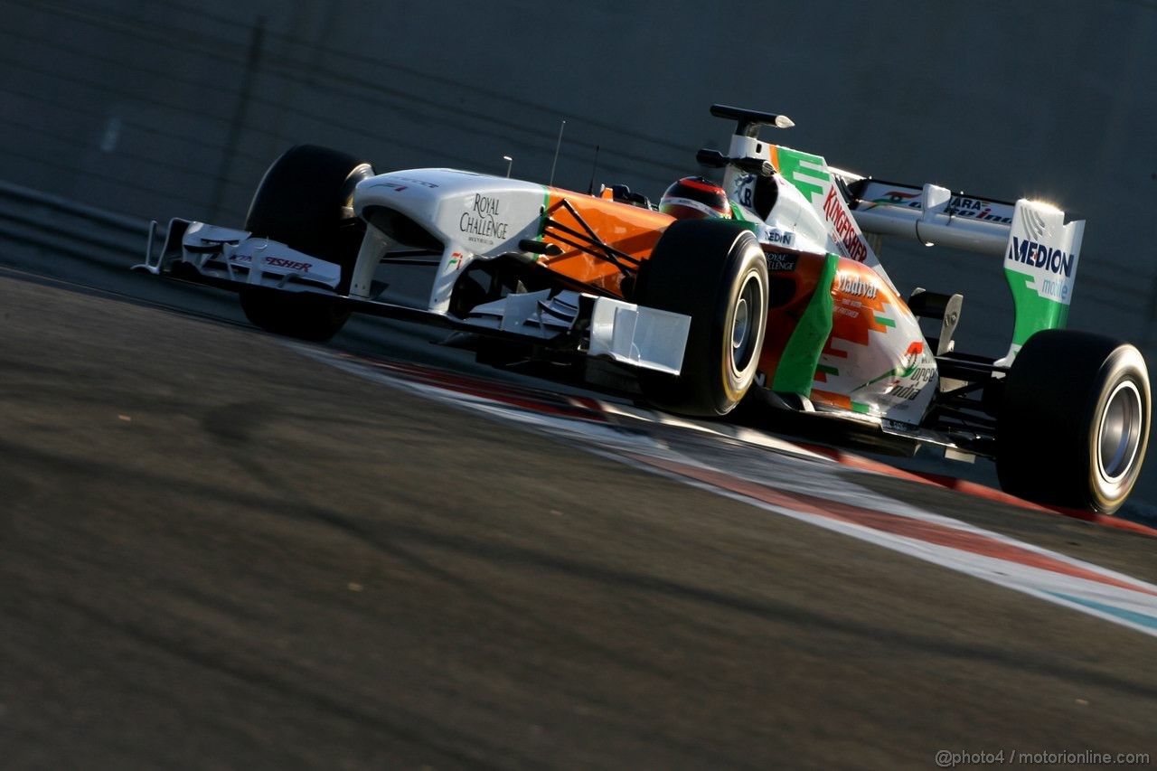 Abu Dhabi Test Novembre 2011, 15.11.2011 Abu Dhabi, UEA,
Max Chilton (GBR), Force India Racing Team  - Formula 1 Testing Rookie Test, day 1 - Formula 1 World Championship - 