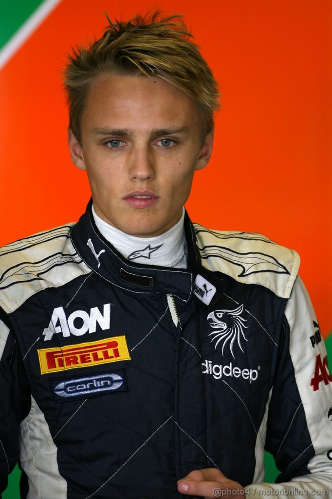 Abu Dhabi Test Novembre 2011, 15.11.2011 Abu Dhabi, UEA,
Max Chilton (GBR), Force India Racing Team  - Formula 1 Testing Rookie Test, day 1 - Formula 1 World Championship - 