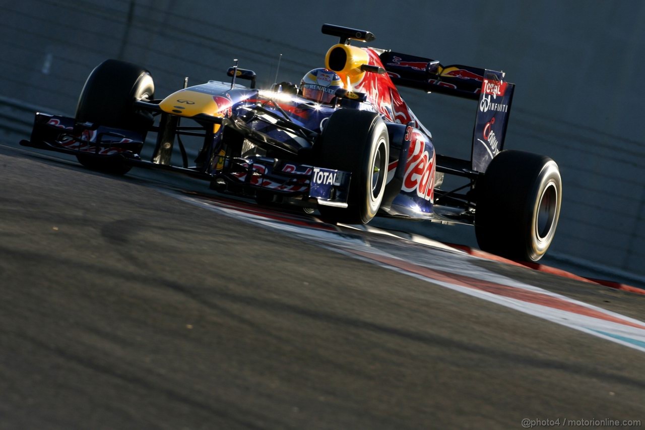 Abu Dhabi Test Novembre 2011, 15.11.2011 Abu Dhabi, UEA,
Jean-Eric Vergne (FRA), Red Bull Racing  - Formula 1 Testing Rookie Test, day 1 - Formula 1 World Championship - 