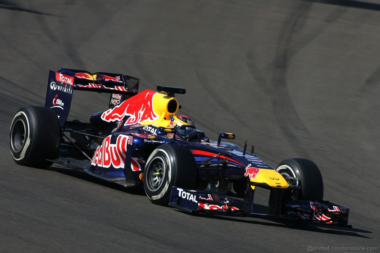 Abu Dhabi Test Novembre 2011, 15.11.2011 Abu Dhabi, UEA,
Jean-Eric Vergne (FRA), Red Bull Racing  - Formula 1 Testing Rookie Test, day 1 - Formula 1 World Championship - 